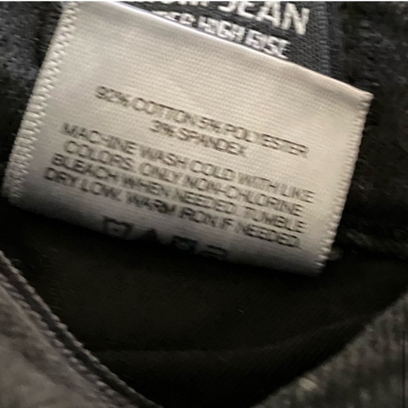 Express NWOT High Waisted Seamed Mom Jeans - Picture 4 of 4